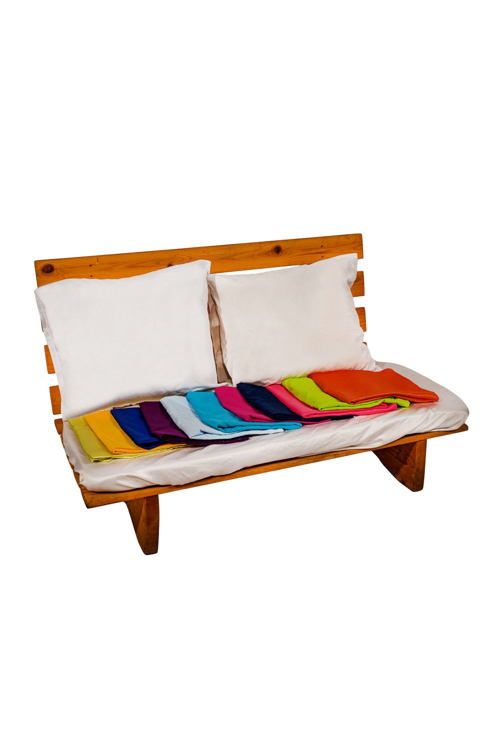 Double Futon Made of Natural Wood for rent – Tamir Aruim | Rentlyz