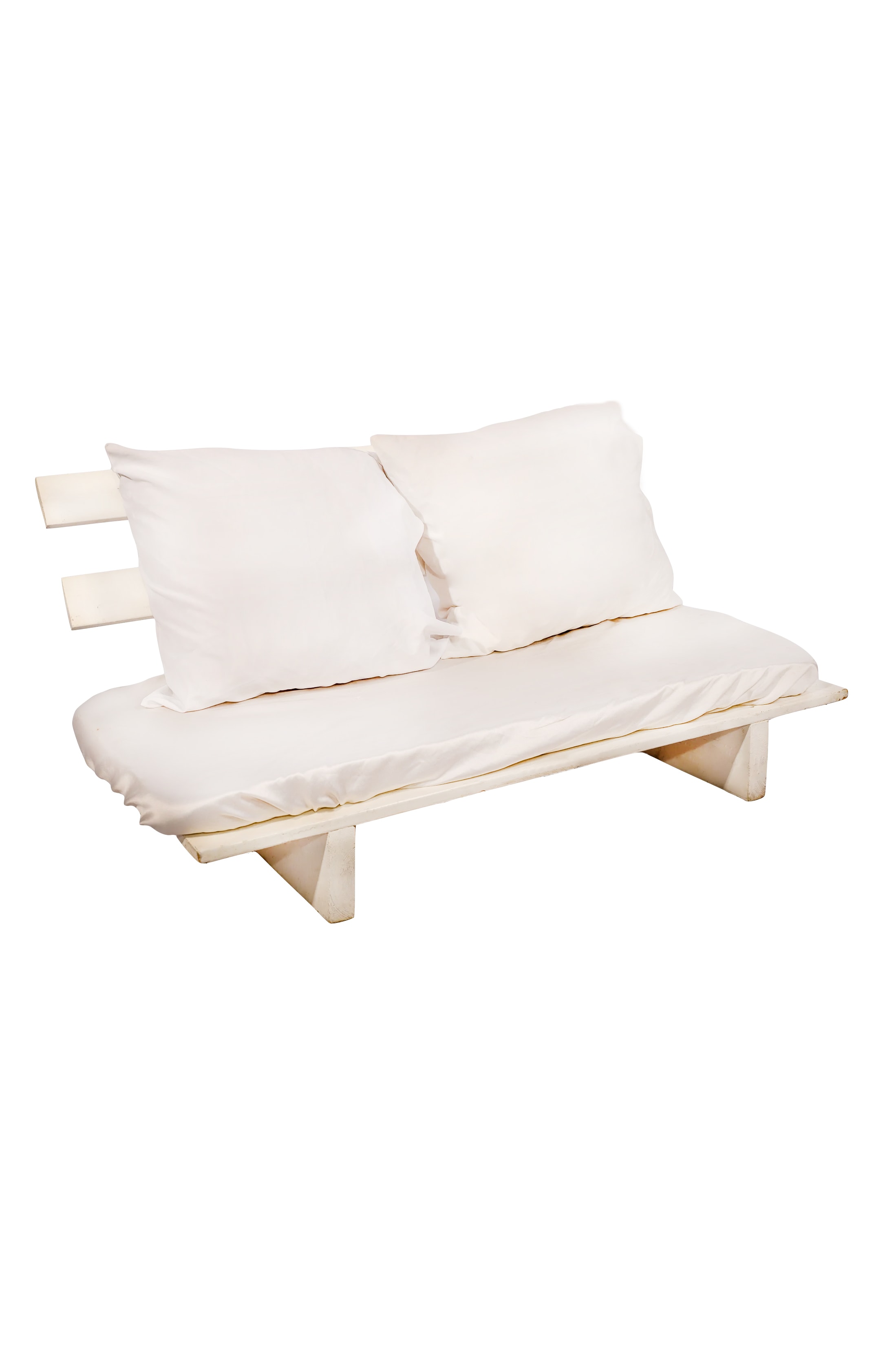 White Double Futon for rent – Tamir Aruim | Rentlyz