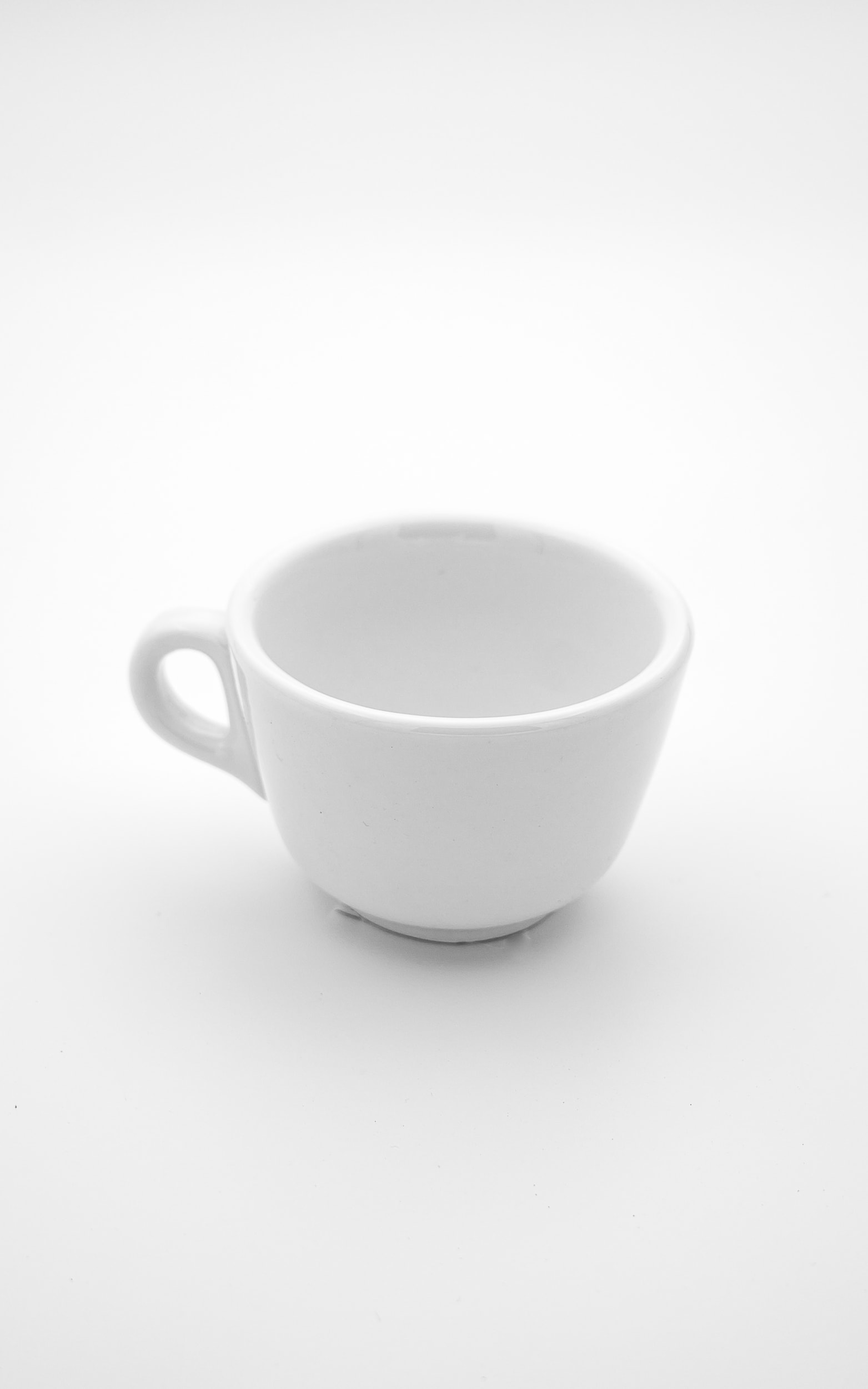 Milky White Coffee Cup for rent – Tamir Aruim | Rentlyz