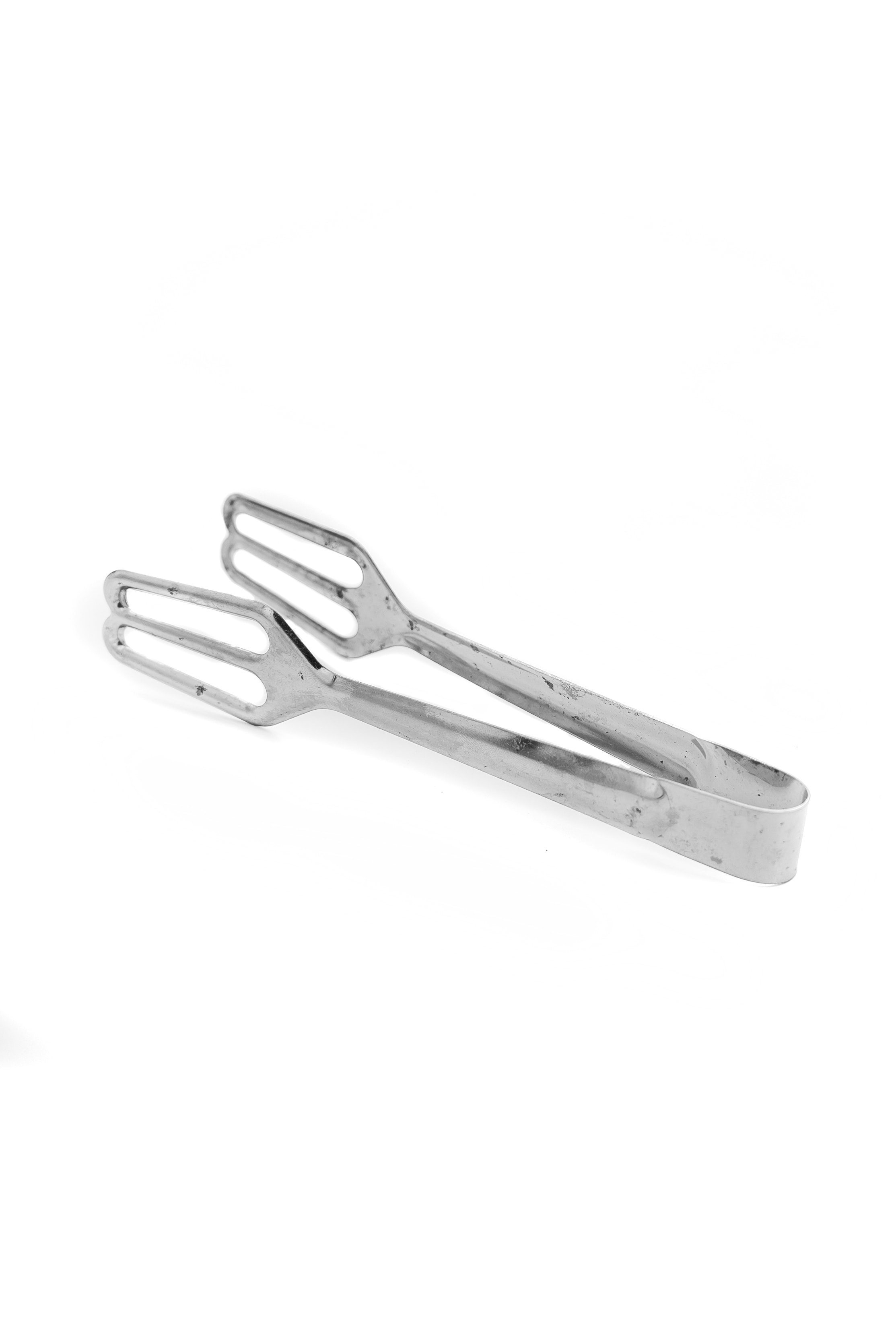 Tongs for rent – Tamir Aruim | Rentlyz