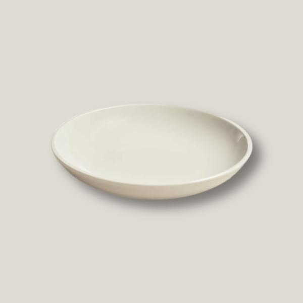 Profi Deep Porcelain Plate for rent – GuestLine | Rentlyz