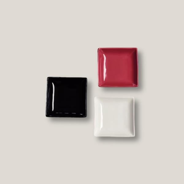 10 cm Square Porcelain Plate for rent – GuestLine | Rentlyz