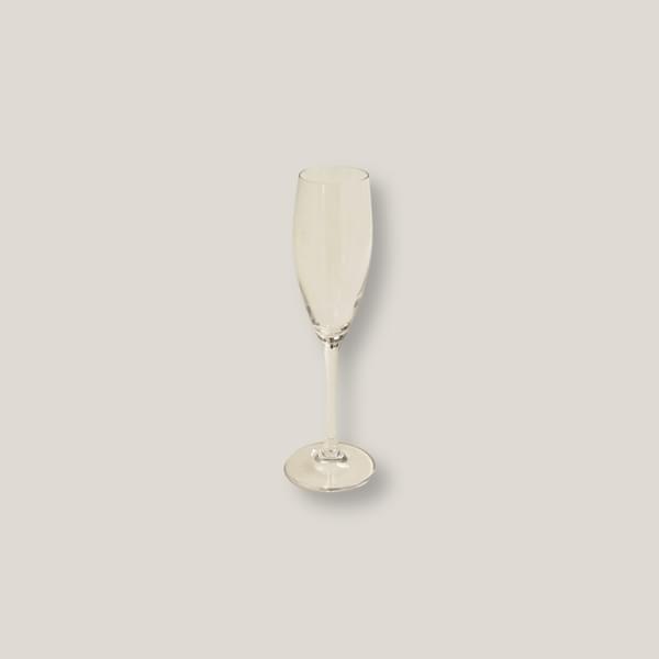 Crystal Champagne Flute for rent – GuestLine | Rentlyz