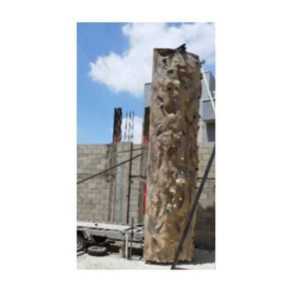 5.5 Meter Hydraulic Climbing Wall for rent – Sport Attraction | Rentlyz