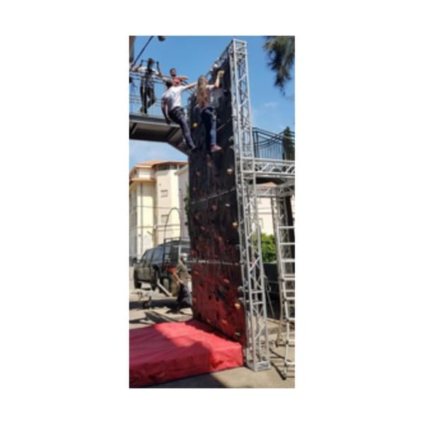 Rock Climbing Wall for rent – Sport Attraction | Rentlyz