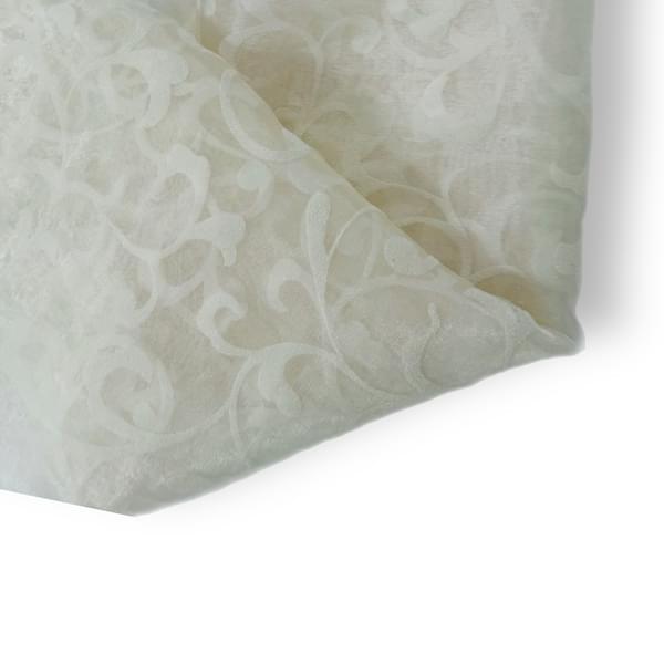 White Textured Sheer Table Runner for rent – GuestLine | Rentlyz