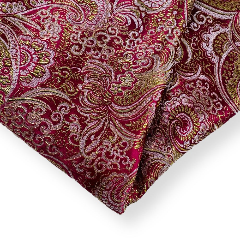 Colorful Table Runner for rent – GuestLine | Rentlyz