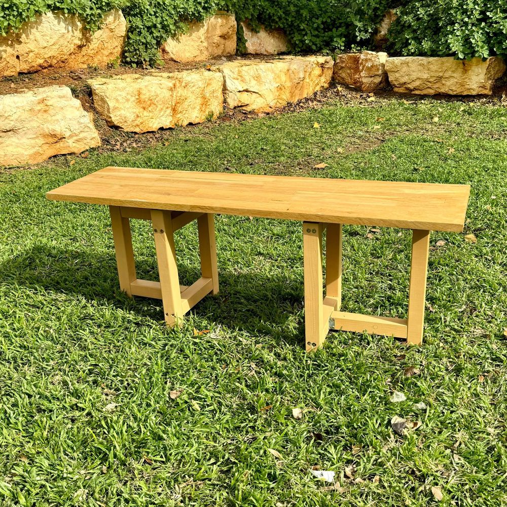Low Oak Table for rent – GuestLine | Rentlyz