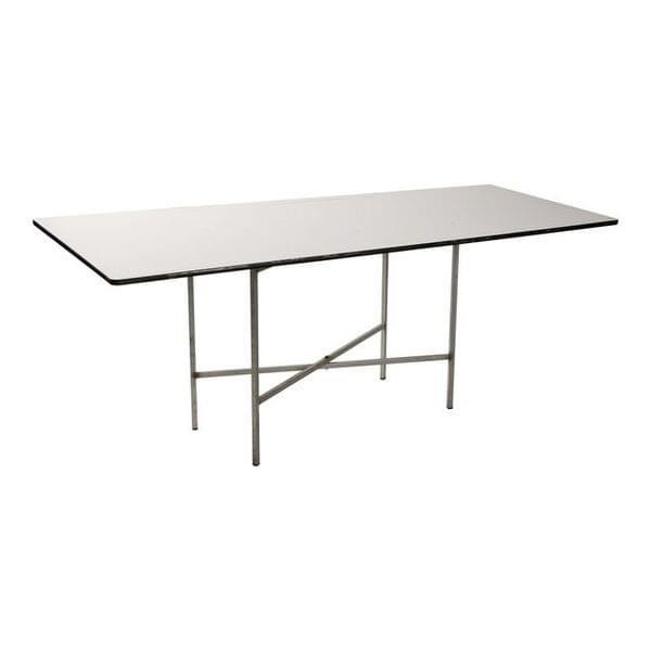 Rectangular Pallet Table for rent – Anwar | Rentlyz