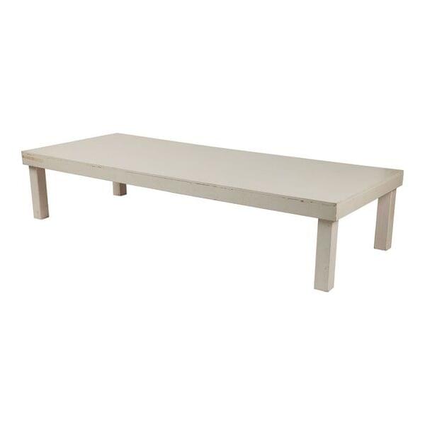 White Zula Table for rent – Anwar | Rentlyz