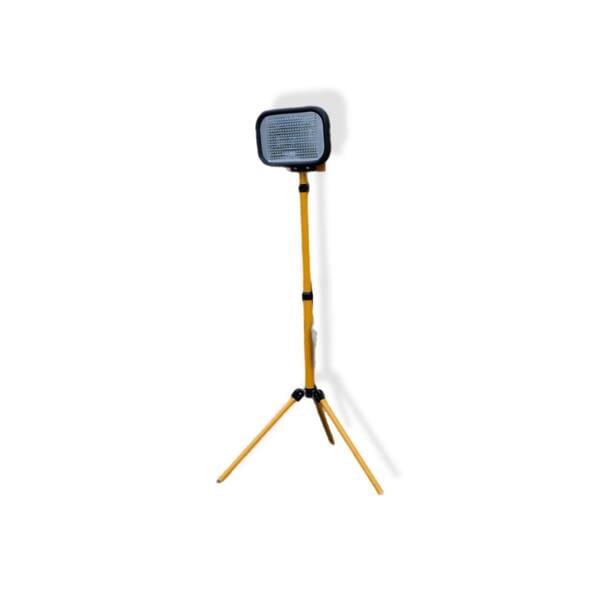 Projector for rent – Mr-Mor | Rentlyz