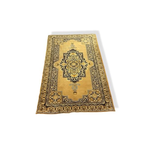 Ethnic Rug for rent – Karma | Rentlyz