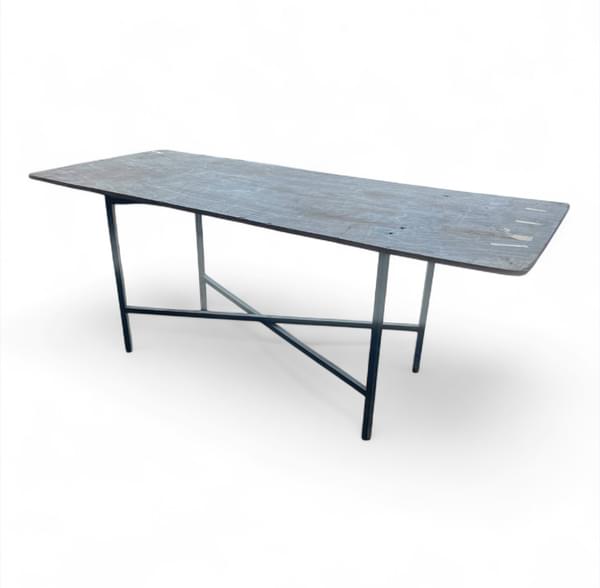 Rectangular Pallet Table for rent – Mr-Mor | Rentlyz