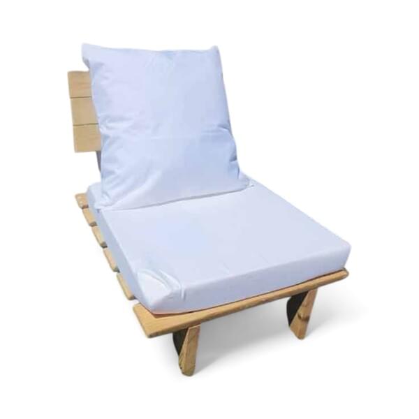 Single Zula Wooden Bench for rent – DBO | Rentlyz