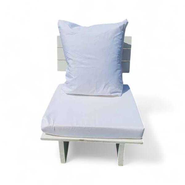 Single White Zula Bench for rent – DBO | Rentlyz