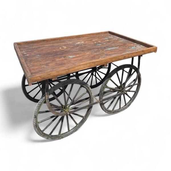 Vintage Trolley for rent – Karma | Rentlyz