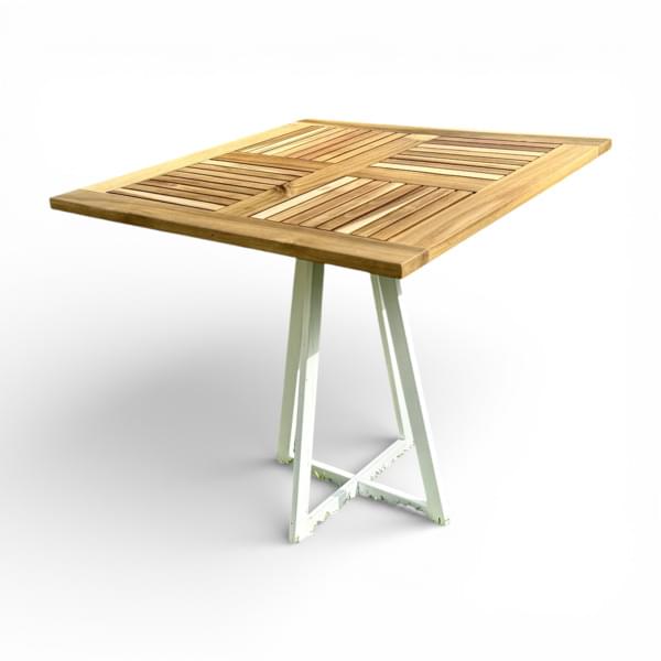 Cafe Table for rent – GuestLine | Rentlyz
