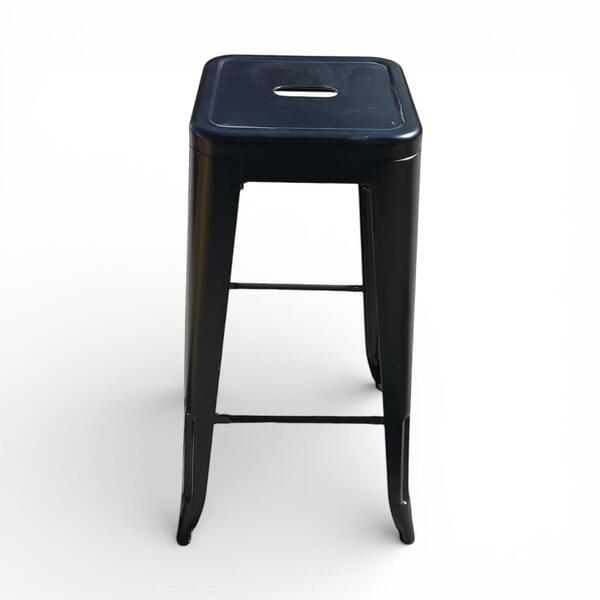 Black Dorothy bar chair for rent – Mr-Mor | Rentlyz