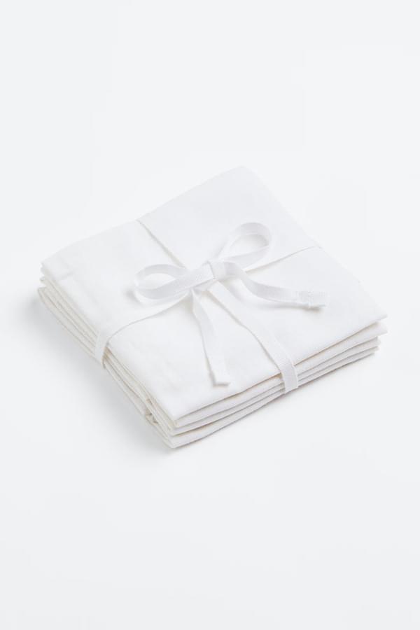White linen tablecloth, 3×3 meters. for rent – Les Events | Rentlyz
