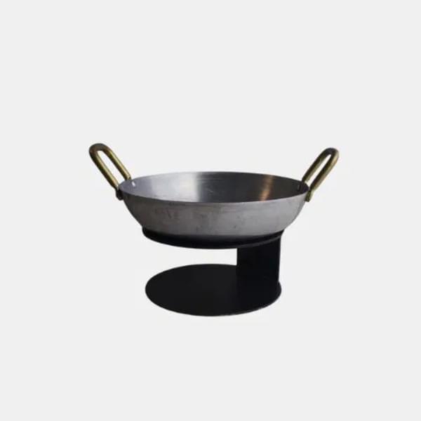 Stainless steel wok with gold handles + stand for rent – Kasaro | Rentlyz