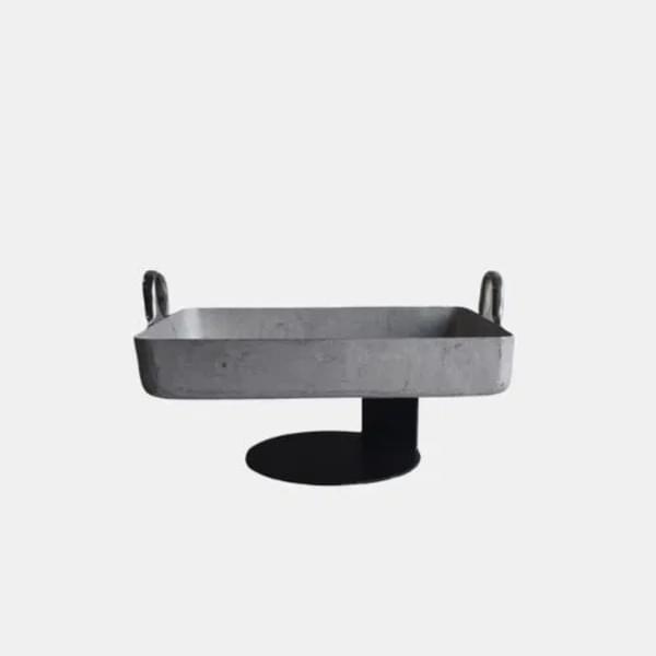 Aluminum roasting pan + stand for rent – Kasaro | Rentlyz