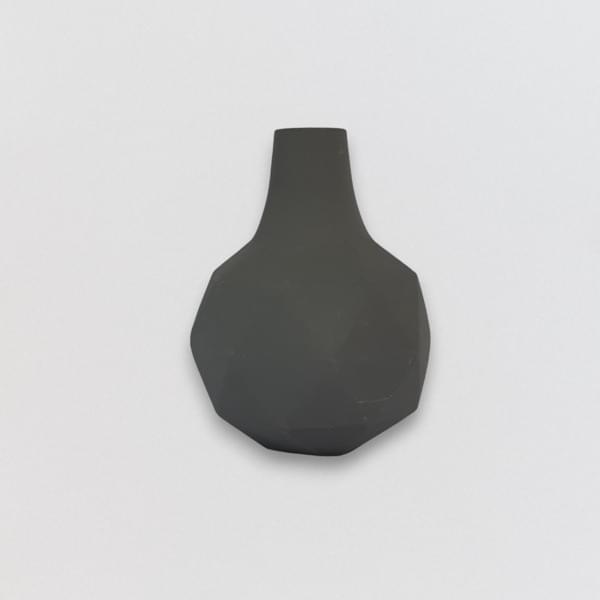 Geometric Bottle, Grey 2M for rent – DDNest | Rentlyz