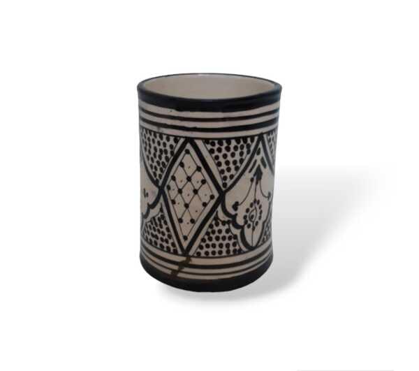 Small Moroccan Jar, Black & White for rent – DDNest | Rentlyz