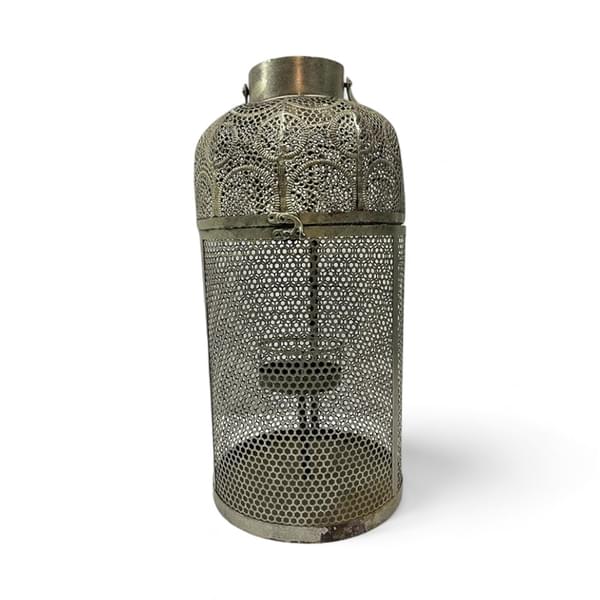 Silver Mashrabiya Lantern for rent – DDNest | Rentlyz